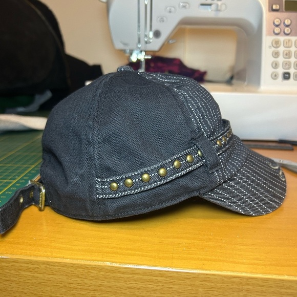 Vintage Diesel studded embroidered cap - Picture 3 of 10